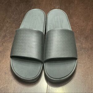 Yellow Box Black Slide Sandals
